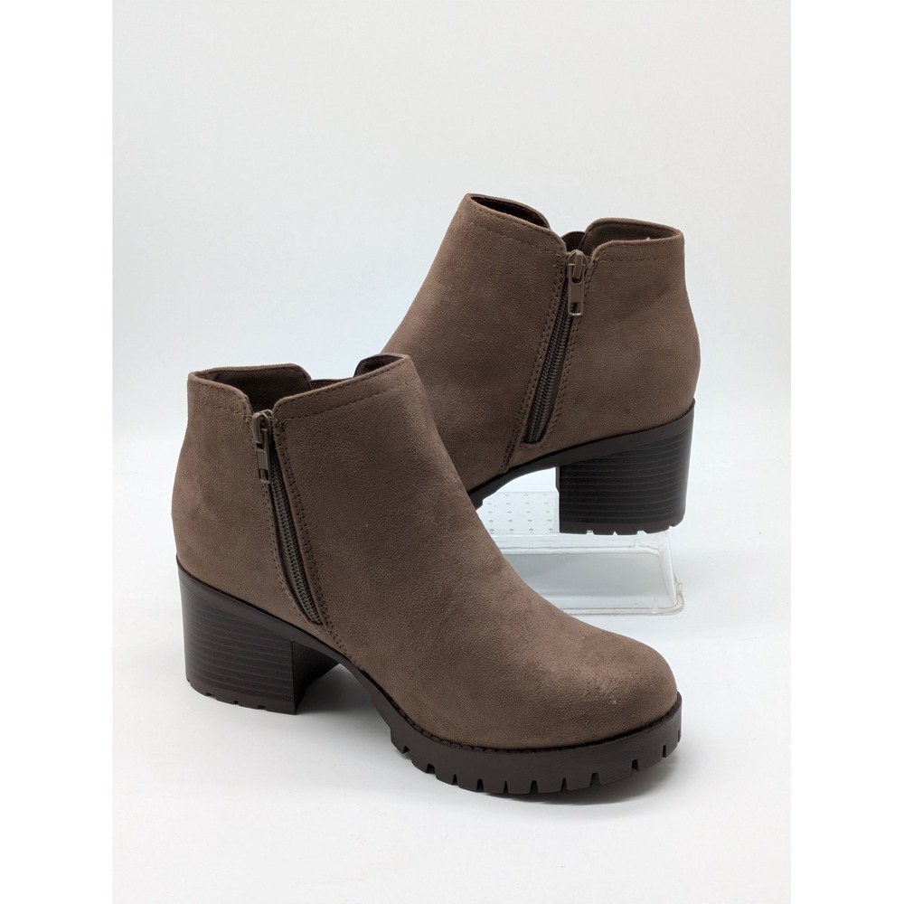 Soda Women's Ankle Boots Size 8 Taupe Faux Suede Lug Sole Block Heel Zip